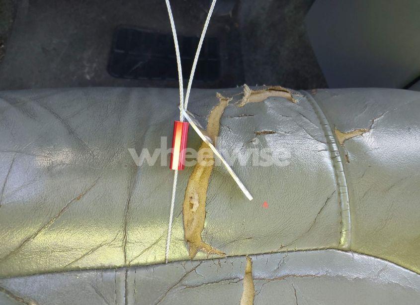 Photo 11 of 2002 Chevrolet Suburban 1500 Z71 (VIN 3GNFK16Z72G334323)