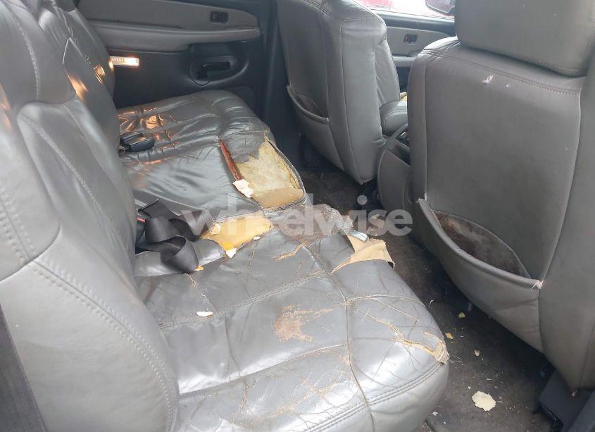 Photo 8 of 2002 Chevrolet Suburban 1500 Z71 (VIN 3GNFK16Z72G334323)