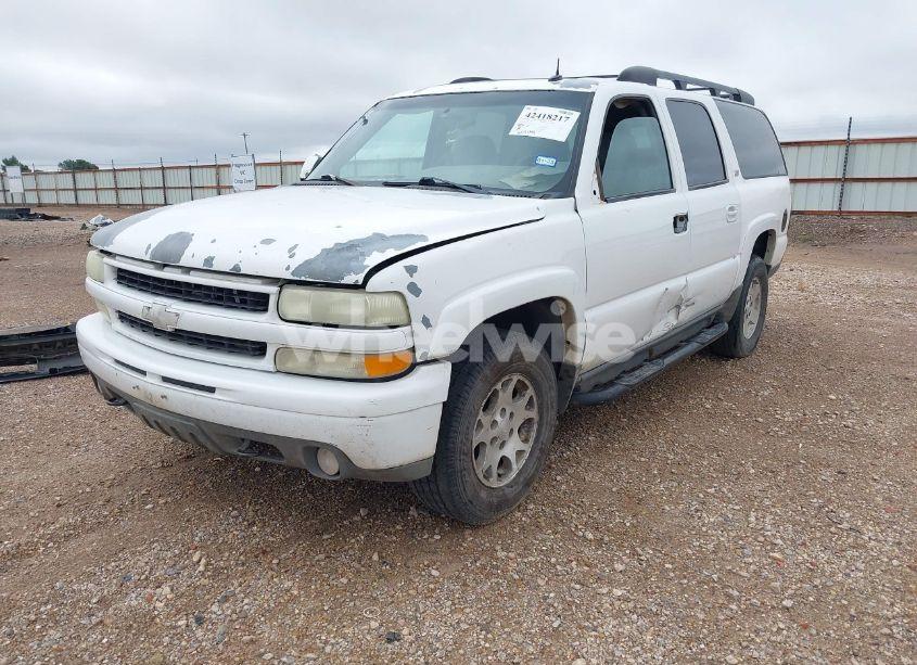 Photo 2 of 2003 Chevrolet Suburban 1500 Z71 (VIN 3GNFK16Z73G148346)