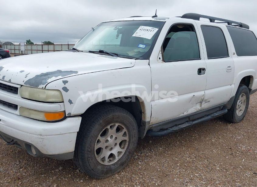 Photo 6 of 2003 Chevrolet Suburban 1500 Z71 (VIN 3GNFK16Z73G148346)