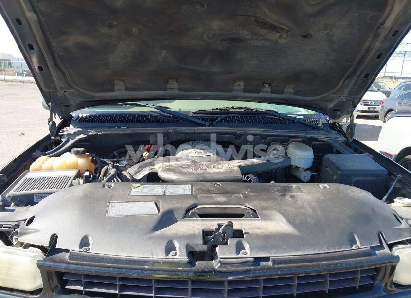 Photo 10 of 2003 Chevrolet Suburban 1500 Z71 (VIN 3GNFK16Z73G327275)