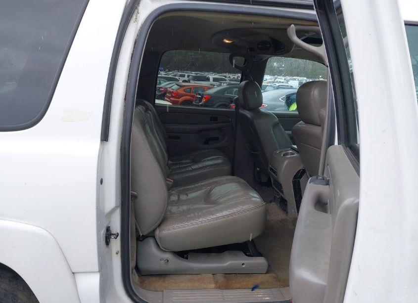 Photo 8 of 2004 Chevrolet Suburban 1500 Z71 (VIN 3GNFK16Z74G154522)