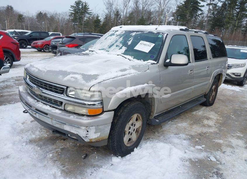 Photo 2 of 2005 Chevrolet Suburban 1500 LT (VIN 3GNFK16Z75G159642)