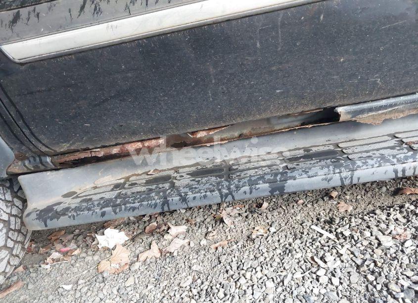 Photo 21 of 2005 Chevrolet Suburban 1500 LS (VIN 3GNFK16Z75G216471)