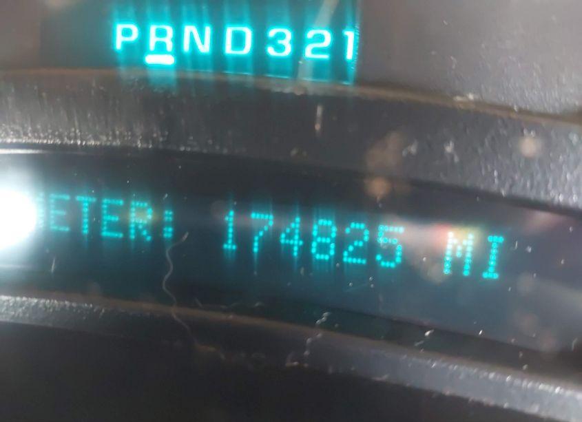 Photo 15 of 2005 Chevrolet Suburban 1500 LS (VIN 3GNFK16Z75G243928)