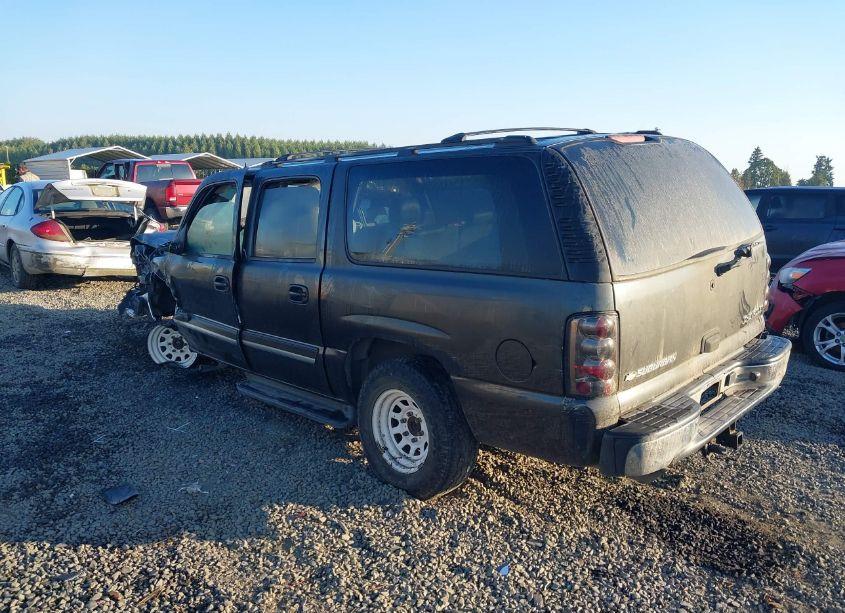 Photo 3 of 2005 Chevrolet Suburban 1500 LS (VIN 3GNFK16Z75G243928)