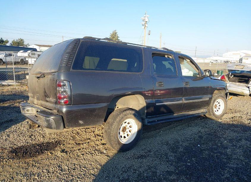 Photo 4 of 2005 Chevrolet Suburban 1500 LS (VIN 3GNFK16Z75G243928)