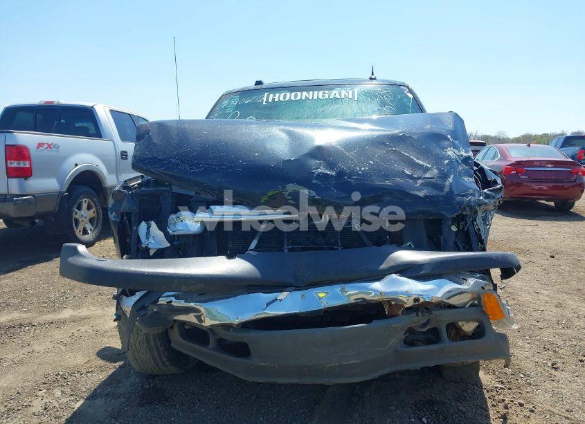 Photo 12 of 2005 Chevrolet Suburban 1500 LT (VIN 3GNFK16Z75G295768)