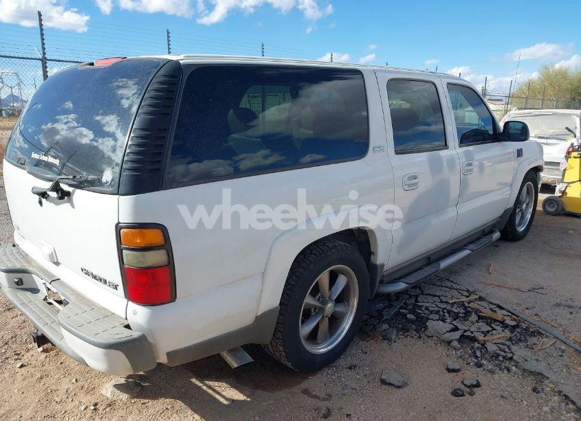 Photo 4 of 2002 Chevrolet Suburban 1500 Z71 (VIN 3GNFK16Z82G296620)