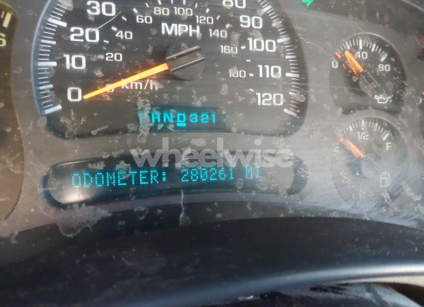 Photo 7 of 2003 Chevrolet Suburban 1500 Z71 (VIN 3GNFK16Z83G174955)