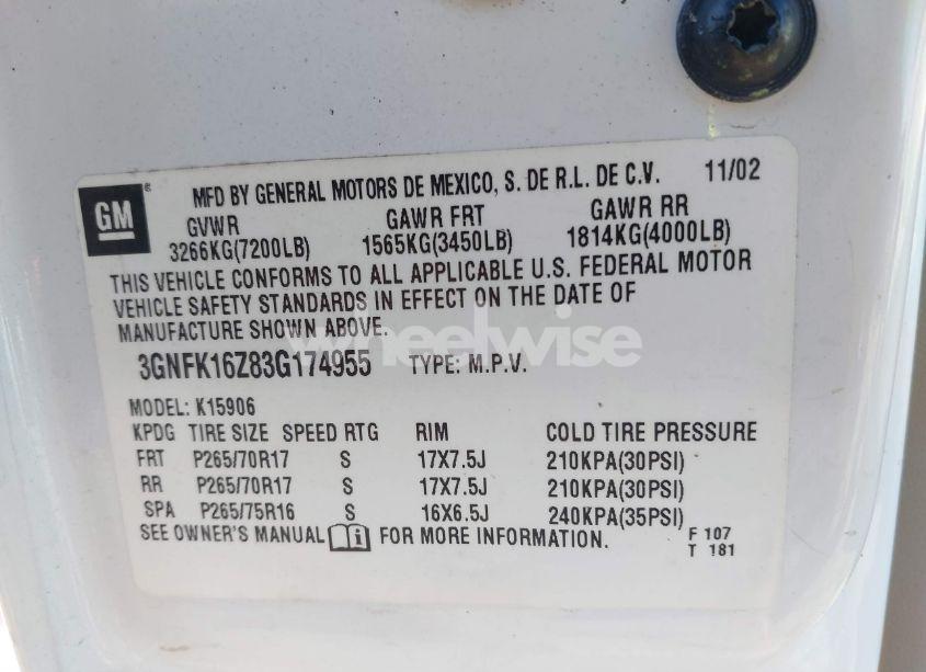 Photo 9 of 2003 Chevrolet Suburban 1500 Z71 (VIN 3GNFK16Z83G174955)