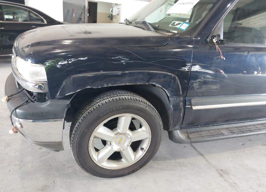 Photo 6 of 2005 Chevrolet Suburban 1500 LT (VIN 3GNFK16Z85G225843)