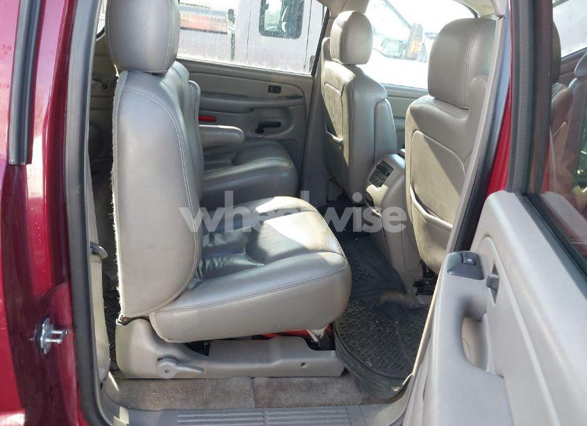 Photo 8 of 2005 Chevrolet Suburban 1500 Z71 (VIN 3GNFK16Z85G235370)