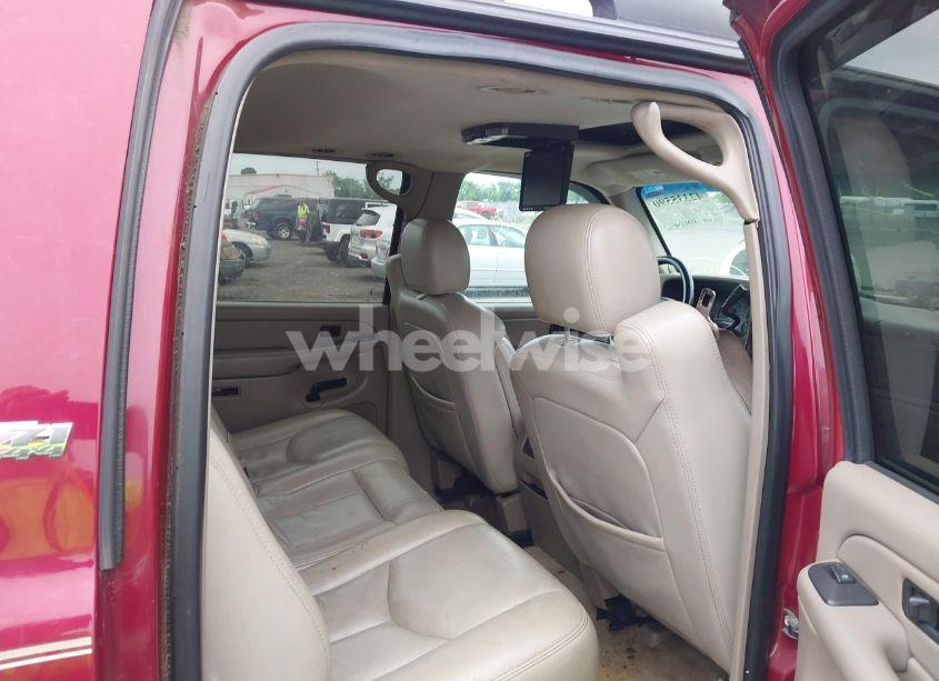 Photo 8 of 2005 Chevrolet Suburban 1500 Z71 (VIN 3GNFK16Z85G236552)