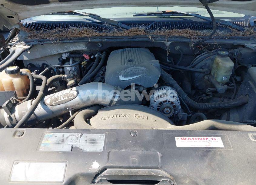 Photo 10 of 2002 Chevrolet Suburban 1500 Z71 (VIN 3GNFK16Z92G278272)