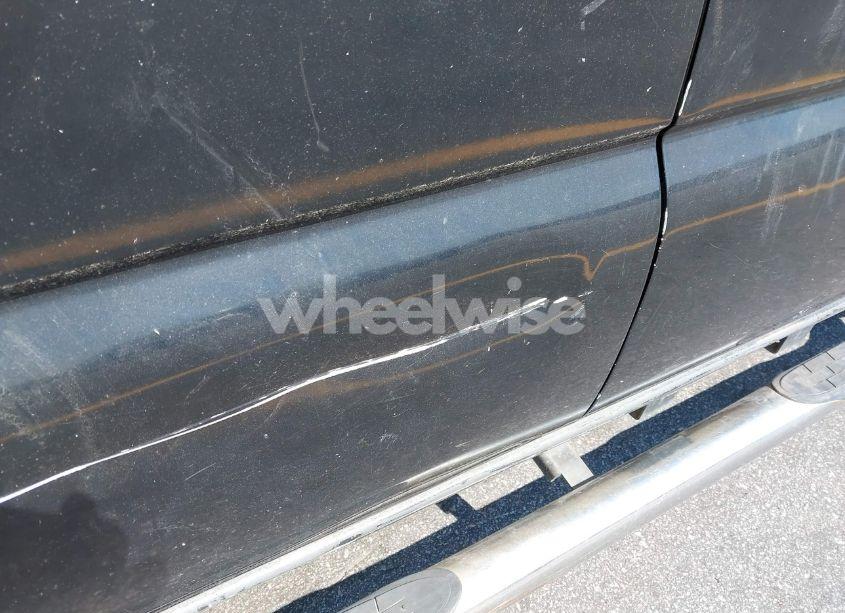 Photo 14 of 2002 Chevrolet Suburban 1500 Z71 (VIN 3GNFK16Z92G278272)