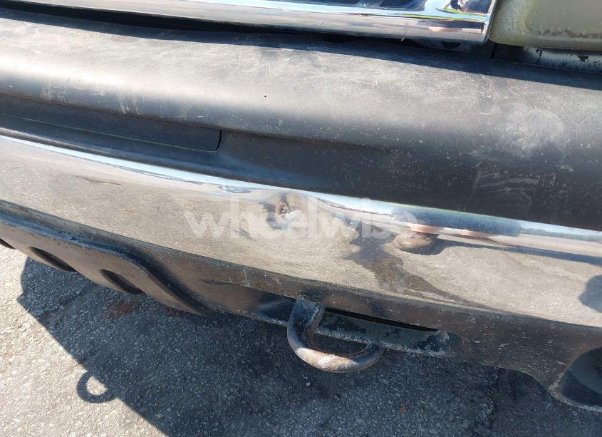 Photo 6 of 2002 Chevrolet Suburban 1500 Z71 (VIN 3GNFK16Z92G278272)