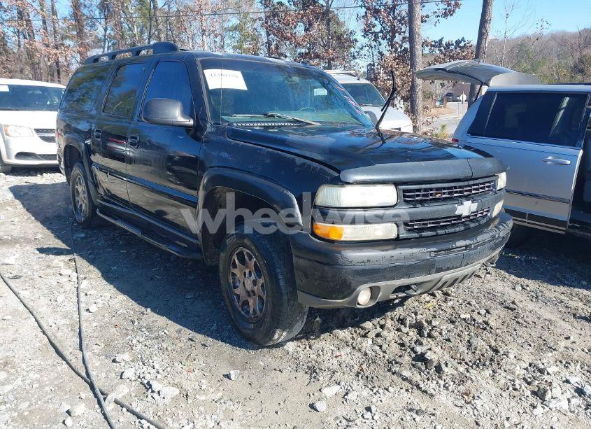 2002 Chevrolet Suburban 1500 Z71 (VIN 3GNFK16Z92G322707) main photo