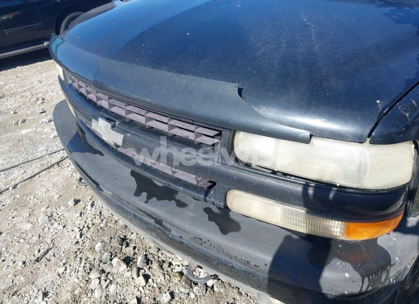 Photo 13 of 2002 Chevrolet Suburban 1500 Z71 (VIN 3GNFK16Z92G322707)