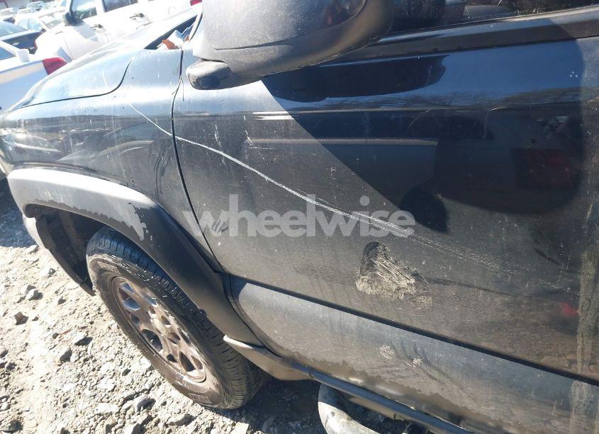 Photo 14 of 2002 Chevrolet Suburban 1500 Z71 (VIN 3GNFK16Z92G322707)