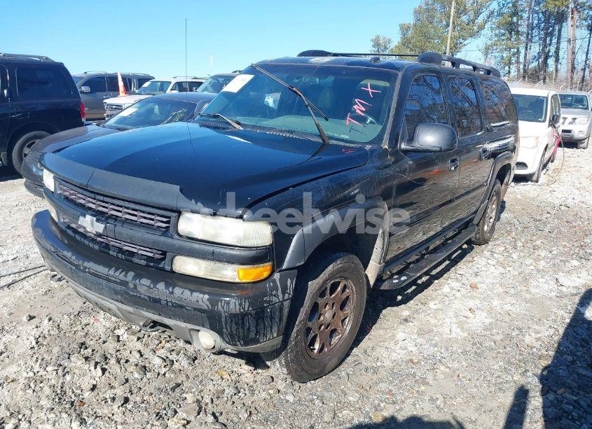 Photo 2 of 2002 Chevrolet Suburban 1500 Z71 (VIN 3GNFK16Z92G322707)