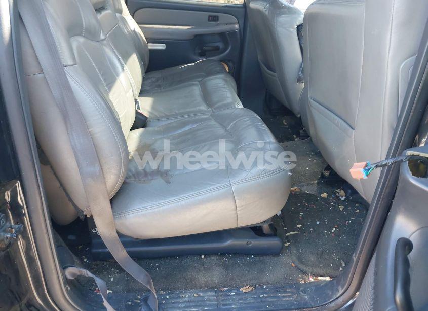 Photo 8 of 2002 Chevrolet Suburban 1500 Z71 (VIN 3GNFK16Z92G322707)