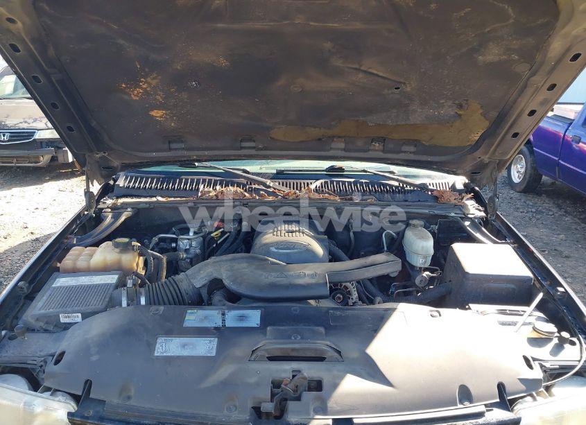 Photo 10 of 2004 Chevrolet Suburban 1500 Z71 (VIN 3GNFK16Z94G128052)