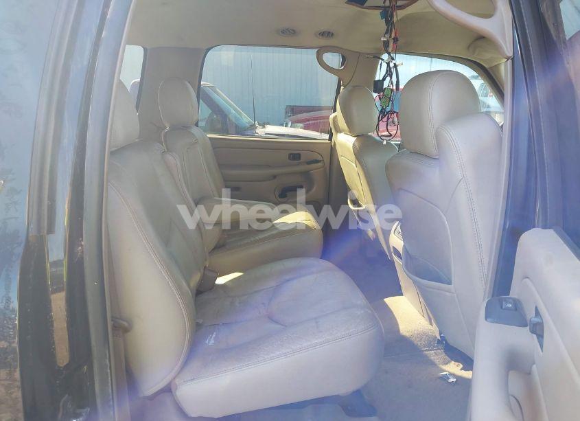 Photo 8 of 2004 Chevrolet Suburban 1500 Z71 (VIN 3GNFK16Z94G128052)