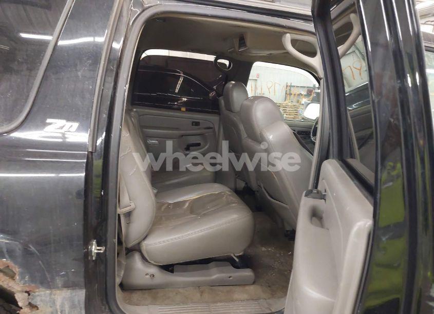 Photo 8 of 2004 Chevrolet Suburban 1500 Z71 (VIN 3GNFK16Z94G288951)