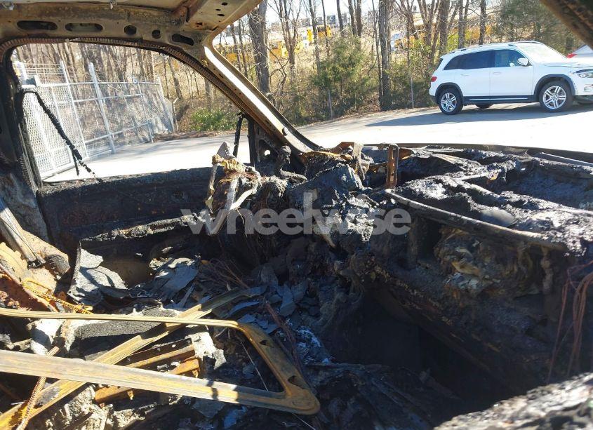 Photo 5 of 2005 Chevrolet Suburban 1500 LT (VIN 3GNFK16Z95G137707)