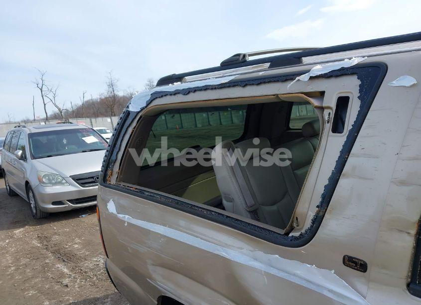 Photo 18 of 2005 Chevrolet Suburban 1500 LT (VIN 3GNFK16Z95G159688)