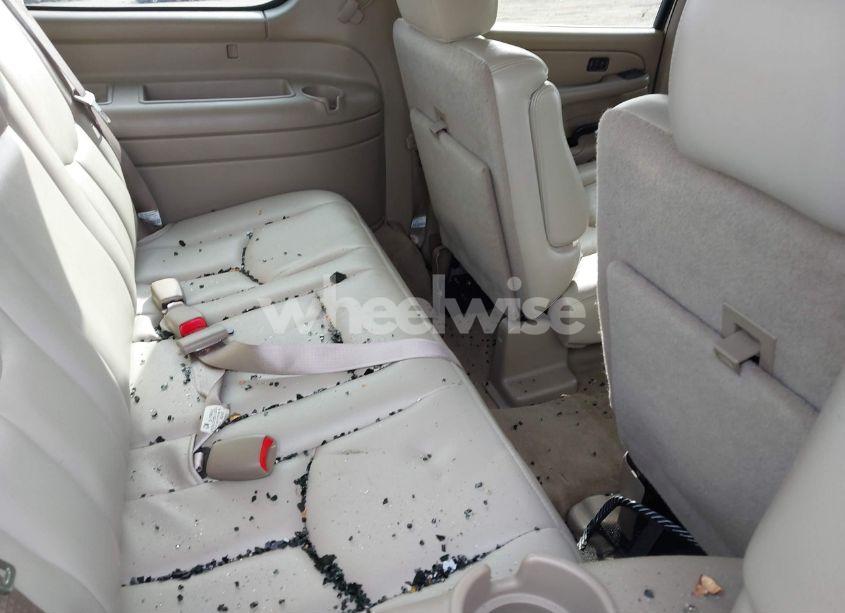 Photo 7 of 2005 Chevrolet Suburban 1500 LT (VIN 3GNFK16Z95G159688)