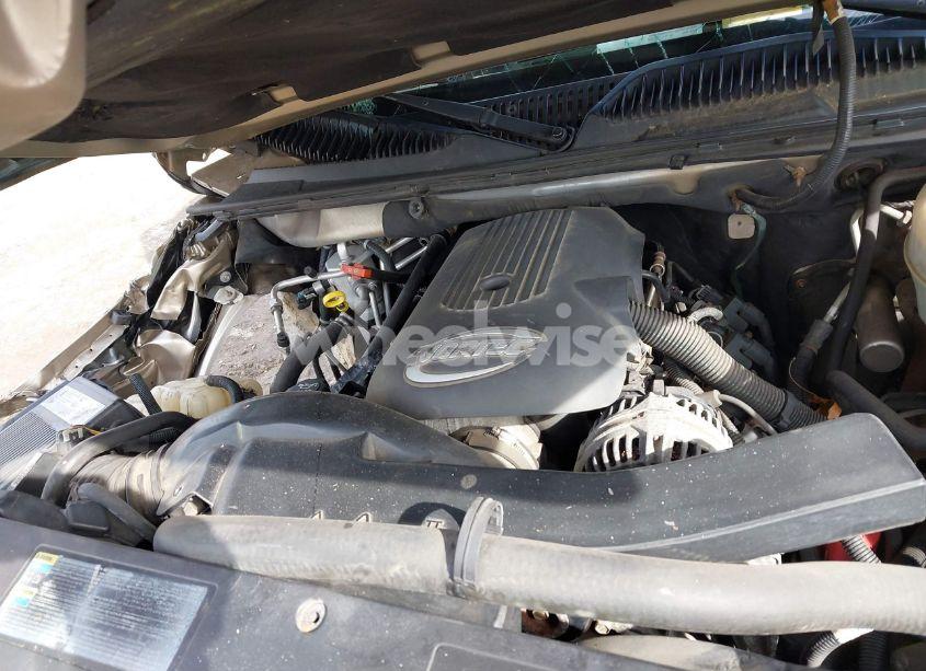 Photo 9 of 2005 Chevrolet Suburban 1500 LT (VIN 3GNFK16Z95G159688)