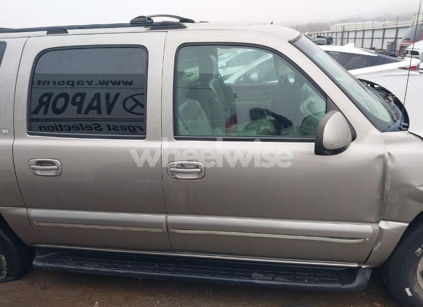 Photo 13 of 2002 Chevrolet Suburban 1500 LT (VIN 3GNFK16ZX2G278927)