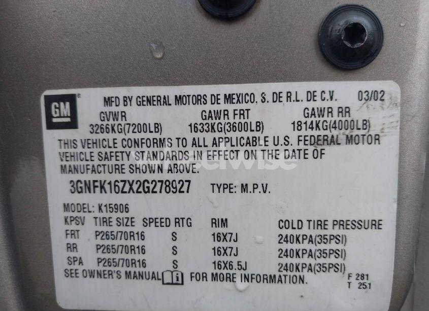 Photo 9 of 2002 Chevrolet Suburban 1500 LT (VIN 3GNFK16ZX2G278927)