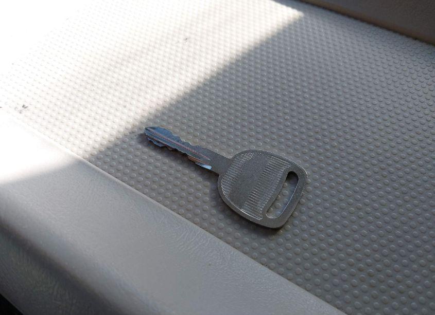 Photo 11 of 2002 Chevrolet Suburban 1500 LT (VIN 3GNFK16ZX2G354730)