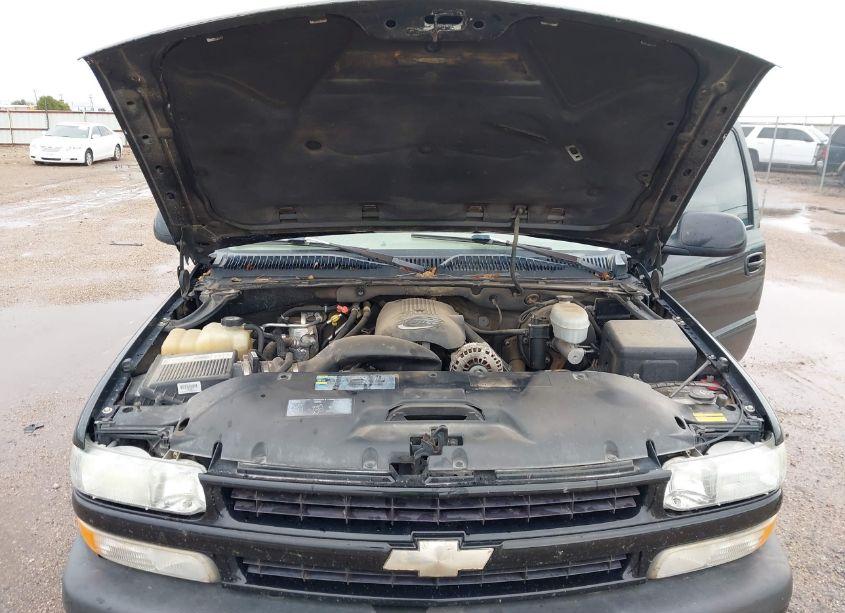 Photo 10 of 2003 Chevrolet Suburban 1500 Z71 (VIN 3GNFK16ZX3G182345)