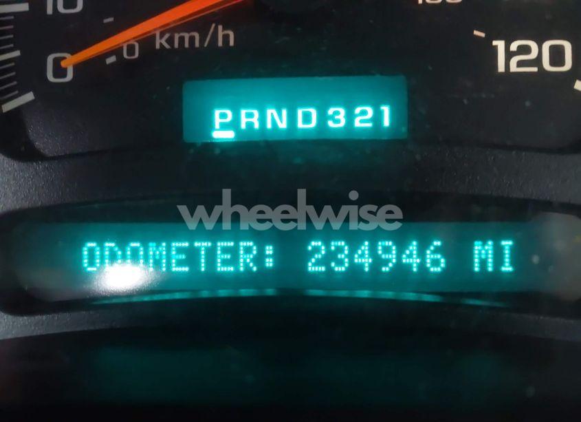 Photo 16 of 2003 Chevrolet Suburban 1500 Z71 (VIN 3GNFK16ZX3G201511)