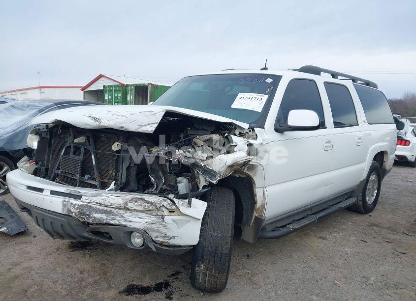 Photo 2 of 2003 Chevrolet Suburban 1500 Z71 (VIN 3GNFK16ZX3G201511)