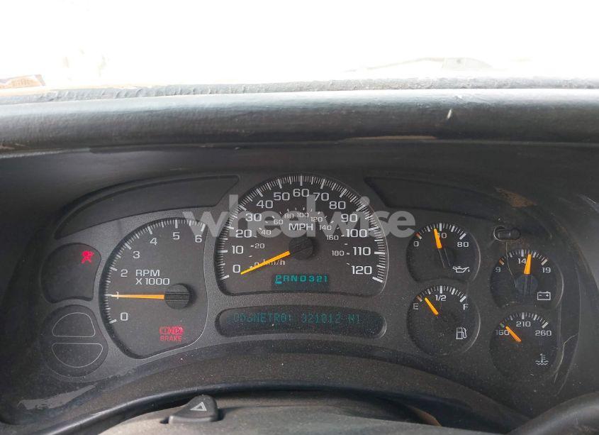 Photo 7 of 2004 Chevrolet Suburban 1500 Z71 (VIN 3GNFK16ZX4G103404)