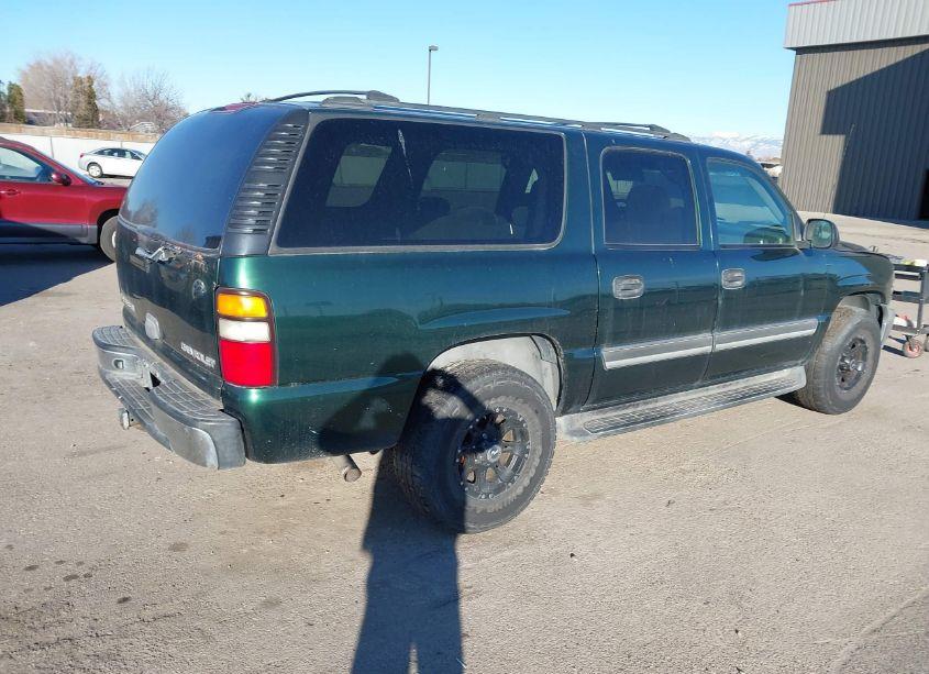 Photo 4 of 2004 Chevrolet Suburban 1500 LS (VIN 3GNFK16ZX4G275304)