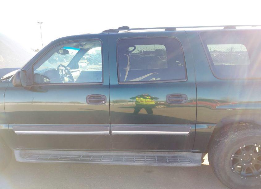 Photo 6 of 2004 Chevrolet Suburban 1500 LS (VIN 3GNFK16ZX4G275304)