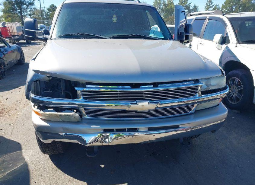 Photo 10 of 2005 Chevrolet Suburban 1500 LT (VIN 3GNFK16ZX5G226055)