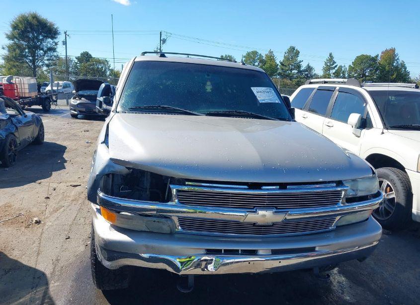 Photo 12 of 2005 Chevrolet Suburban 1500 LT (VIN 3GNFK16ZX5G226055)