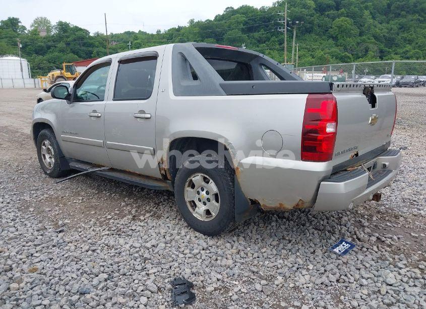 Photo 3 of 2009 Chevrolet Avalanche 1500 LT2 (VIN 3GNFK22019G174057)