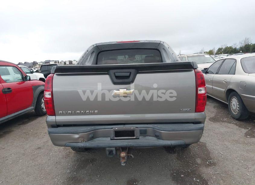 Photo 16 of 2009 Chevrolet Avalanche 1500 LT1 (VIN 3GNFK22029G214307)