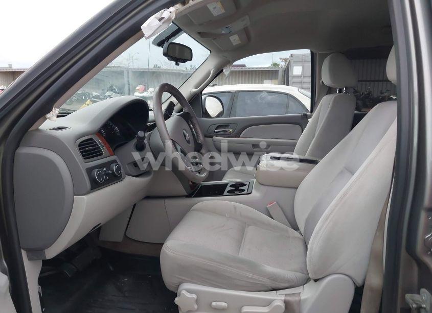 Photo 5 of 2009 Chevrolet Avalanche 1500 LT1 (VIN 3GNFK22029G214307)