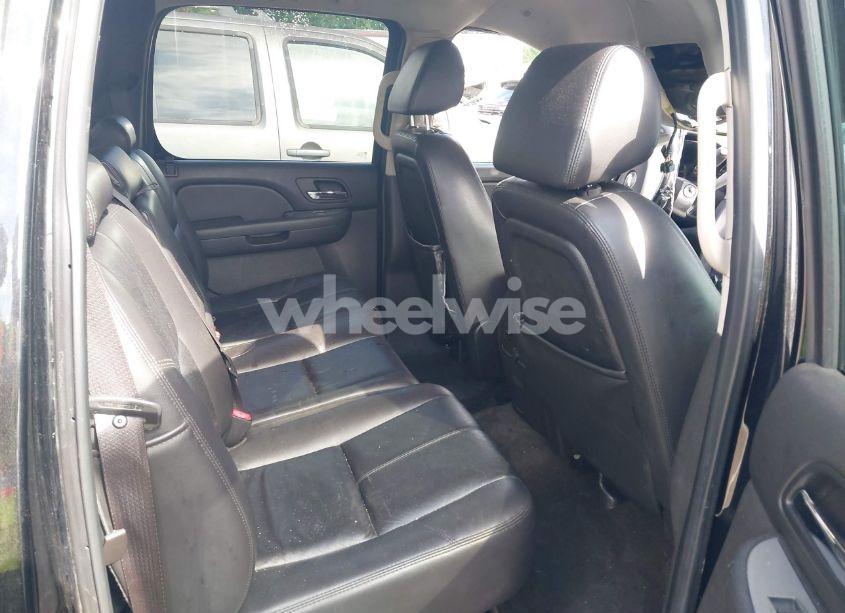 Photo 8 of 2009 Chevrolet Avalanche 1500 LT2 (VIN 3GNFK22039G194858)