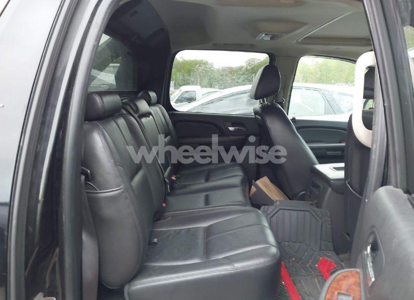 Photo 8 of 2009 Chevrolet Avalanche 1500 LT2 (VIN 3GNFK22069G179318)