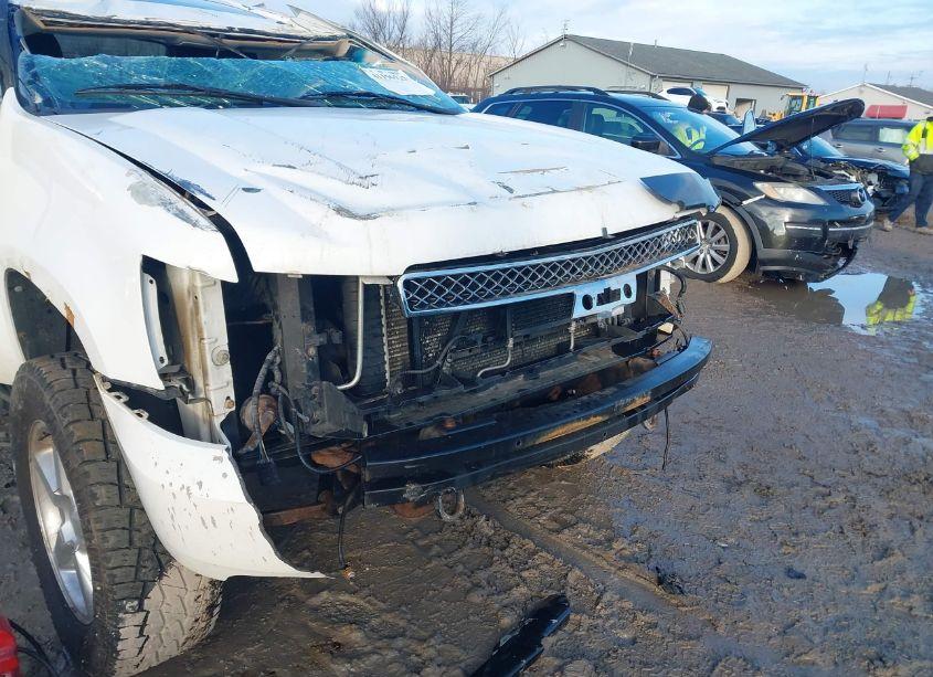 Photo 6 of 2009 Chevrolet Avalanche 1500 LT1 (VIN 3GNFK22069G227481)